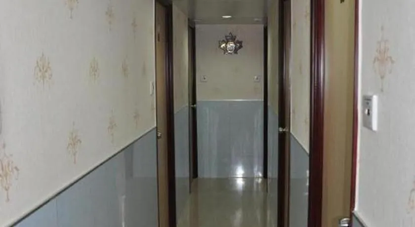 Dragon Hostel Hong Kong