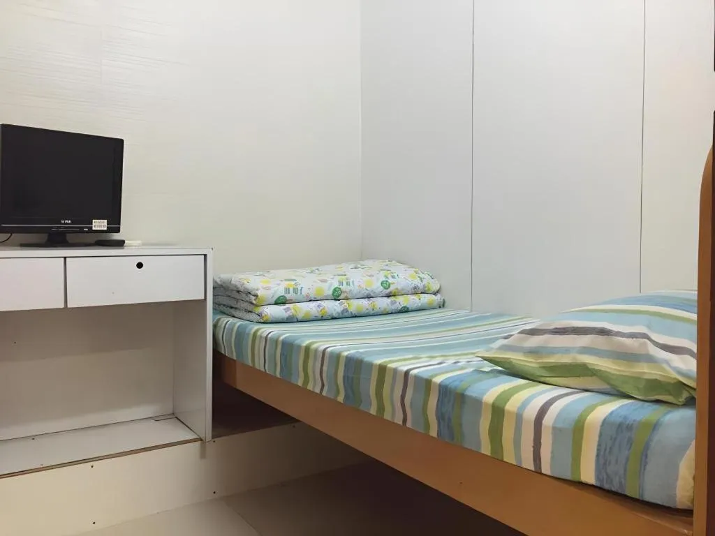 Bed in Dragon Hostel Hong Kong