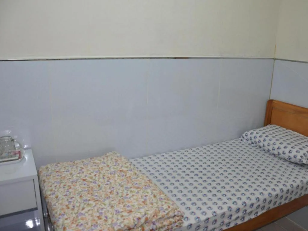 Bed in Dragon Hostel Hong Kong