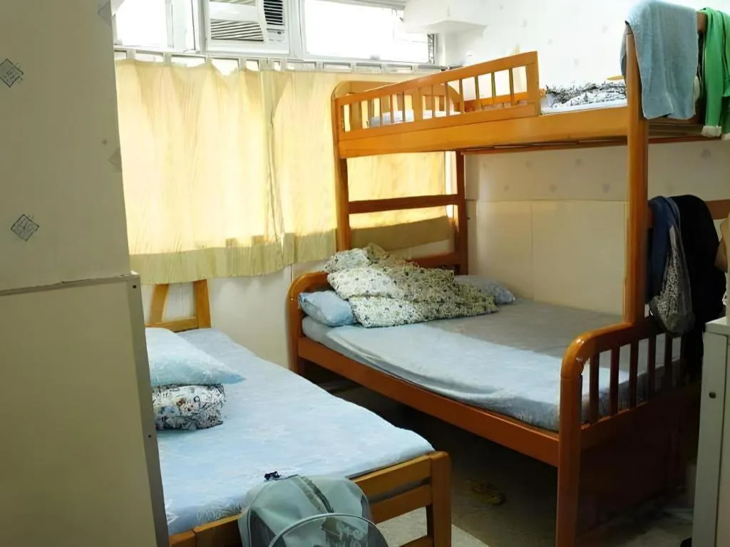 Bed in Dragon Hostel Hong Kong