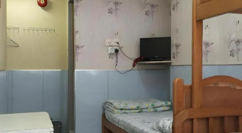 Bed in Dragon Hostel Hong Kong