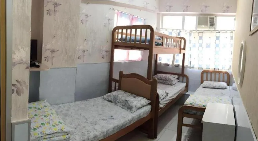 Bed in Dragon Hostel Hong Kong