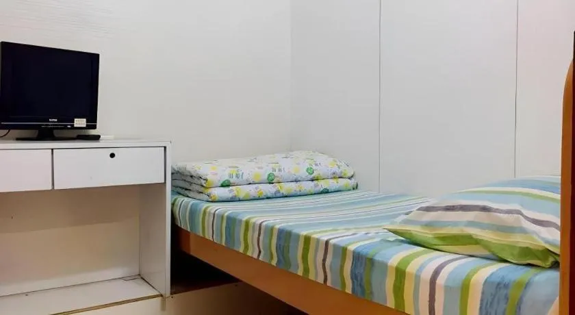 Bed in Dragon Hostel Hong Kong