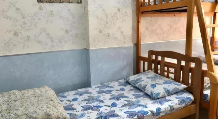 Bed in Dragon Hostel Hong Kong