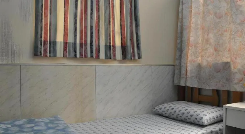 Bed in Dragon Hostel Hong Kong