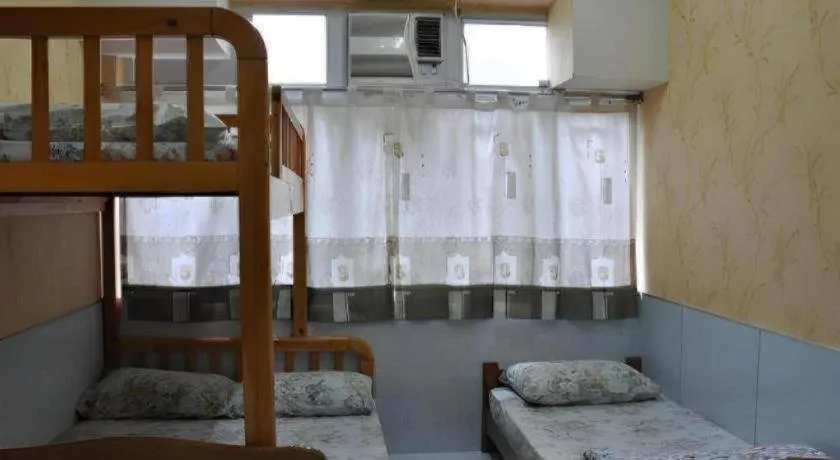 Bed in Dragon Hostel Hong Kong