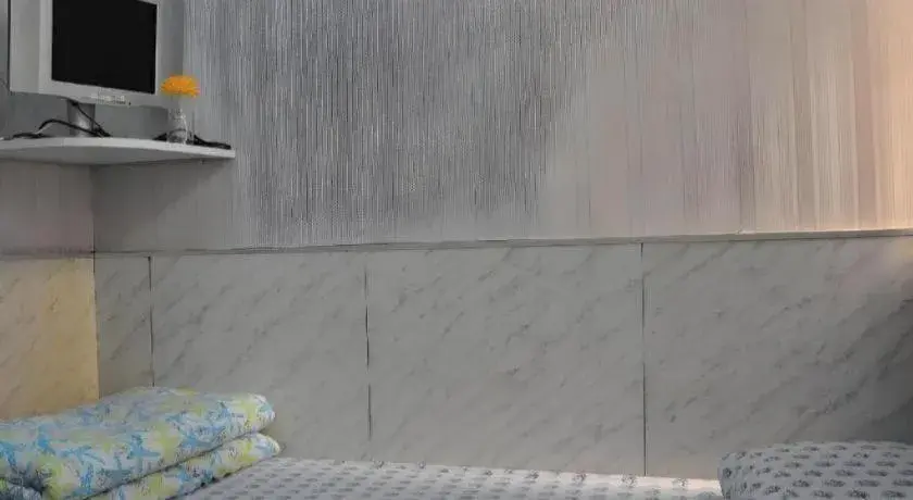 Bed in Dragon Hostel Hong Kong Bed in Dragon Hostel Hong Kong