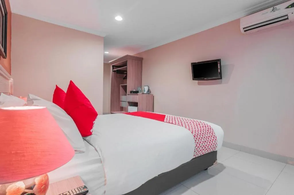 Bed in Sriwijaya Hotel