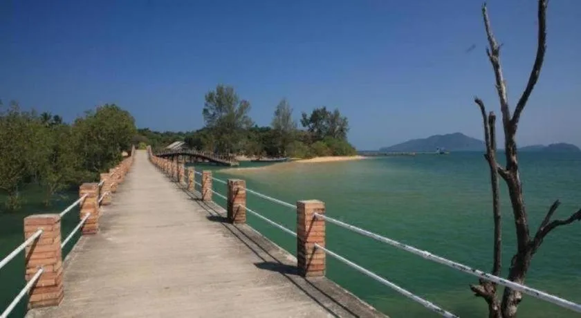 The Blue Sky Resort@ Koh Payam