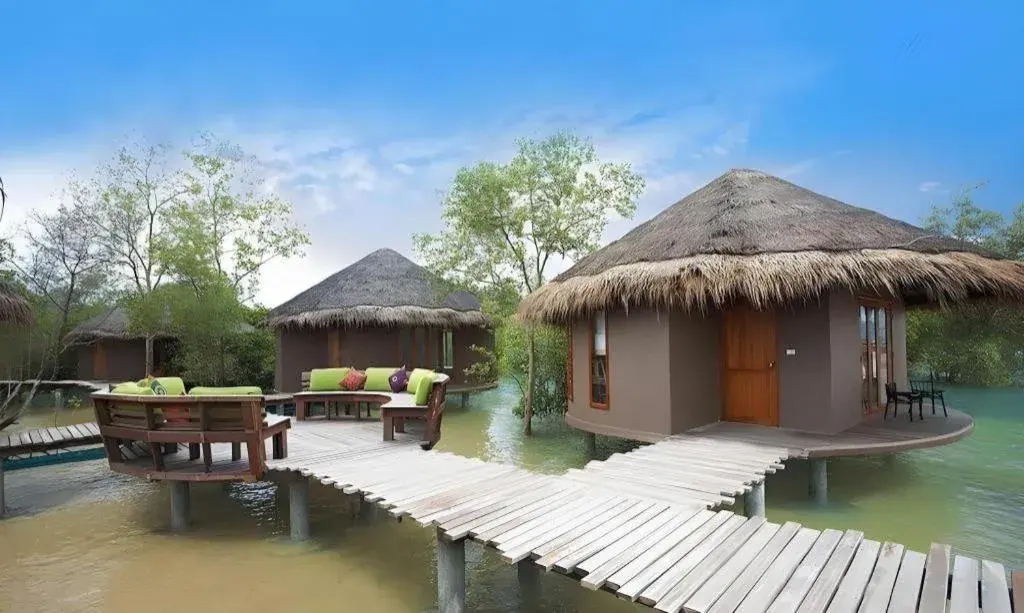 The Blue Sky Resort@ Koh Payam The Blue Sky Resort@ Koh Payam