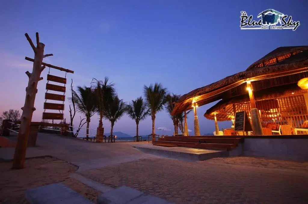 The Blue Sky Resort@ Koh Payam The Blue Sky Resort@ Koh Payam