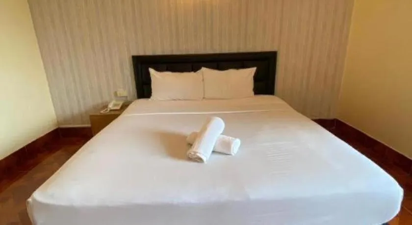 Bed in SR Hotel
