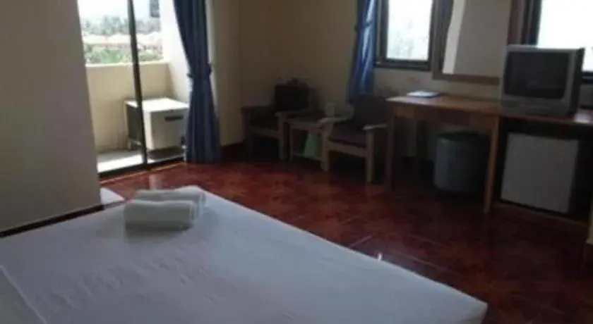 Bed in SR Hotel Bed in SR Hotel