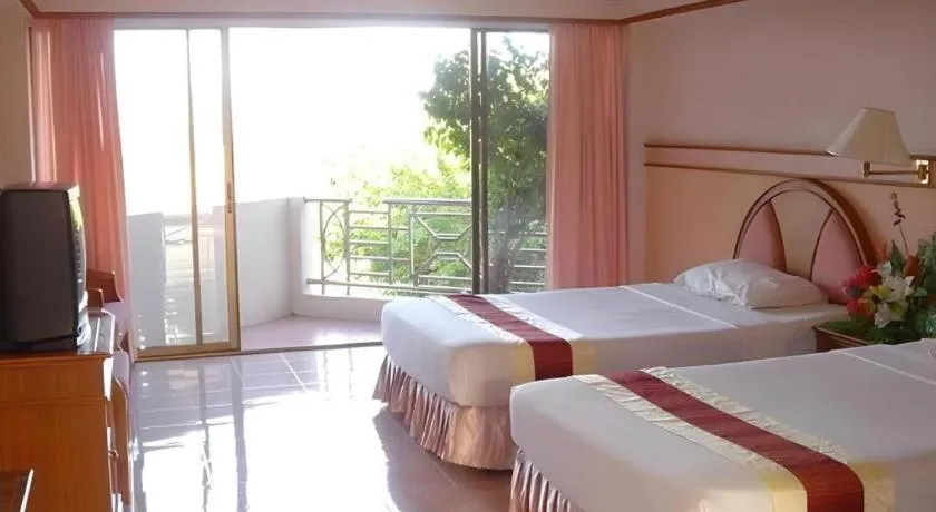 Bed in Supar Royal Beach Hotel