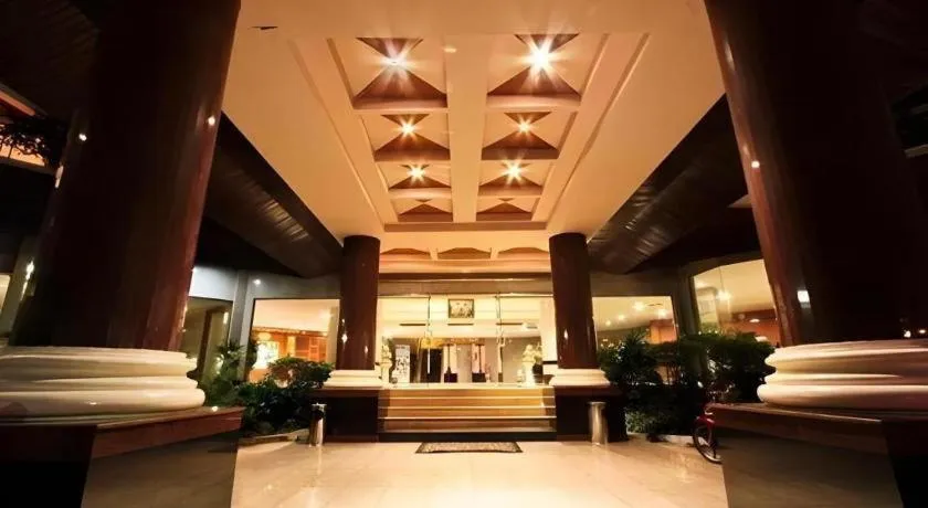 Bed in Supar Royal Beach Hotel