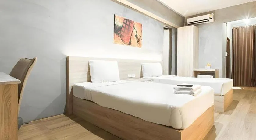 Bed in B2 Santitham Boutique & Budget Hotel