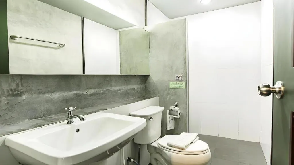 B2 Green Boutique and Budget Hotel