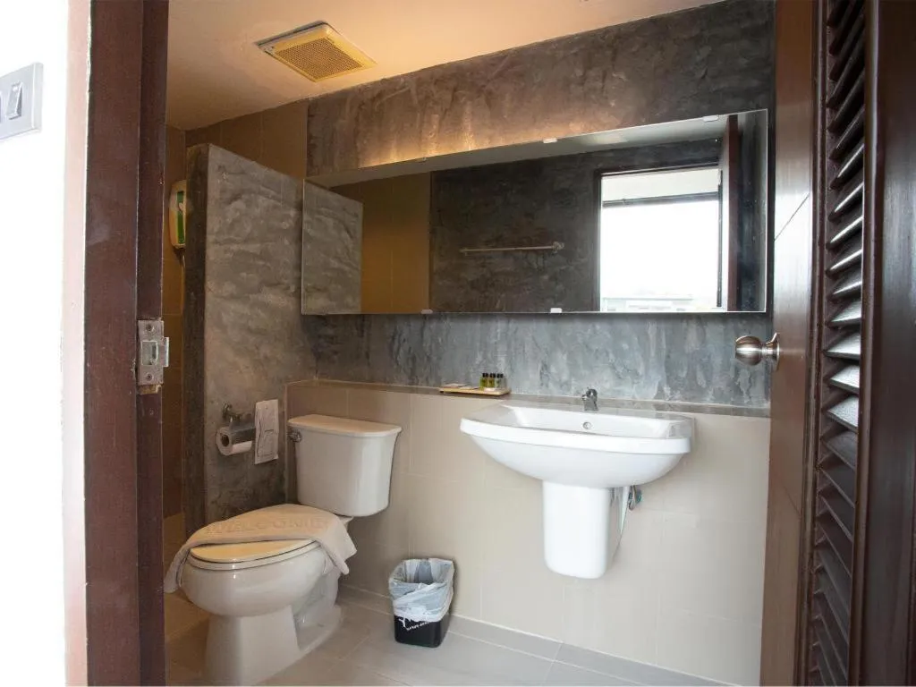 B2 Green Boutique and Budget Hotel