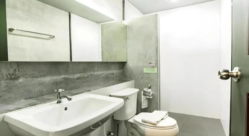 B2 Green Boutique and Budget Hotel