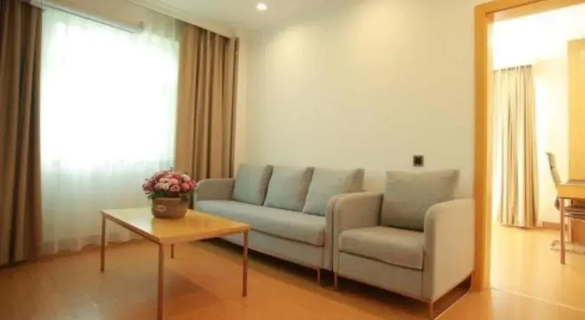 GreenTree Inn Suites HongQiao Airport Branch GreenTree Inn Suites HongQiao Airport Branch