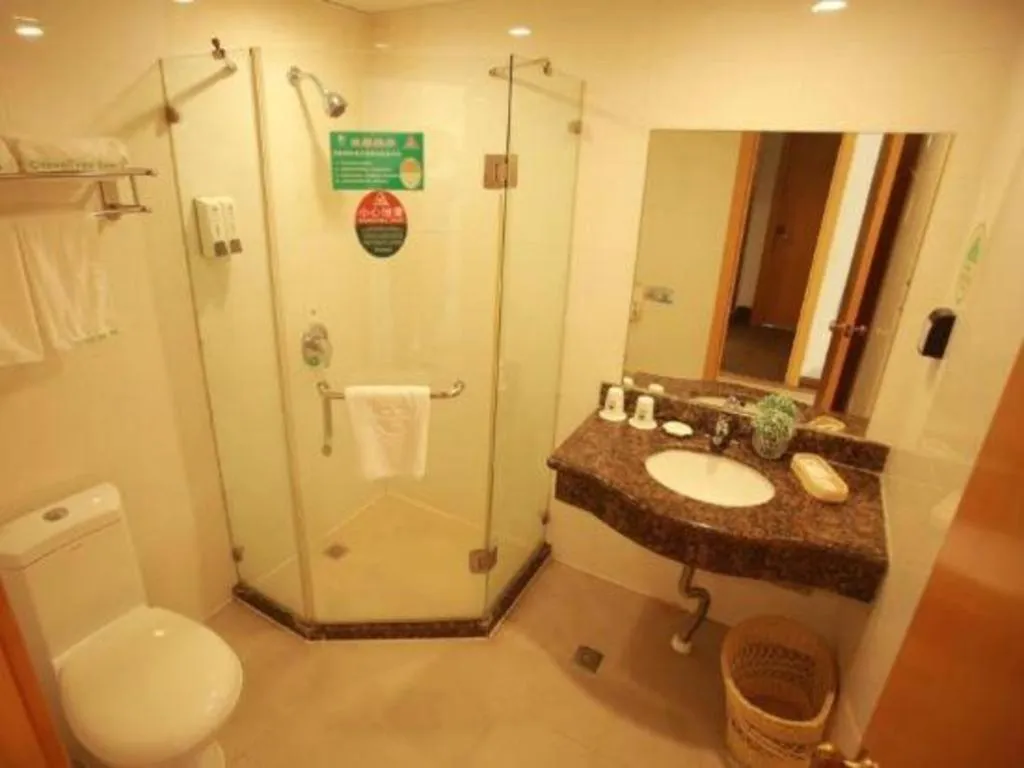 GreenTree Inn Suites HongQiao Airport Branch