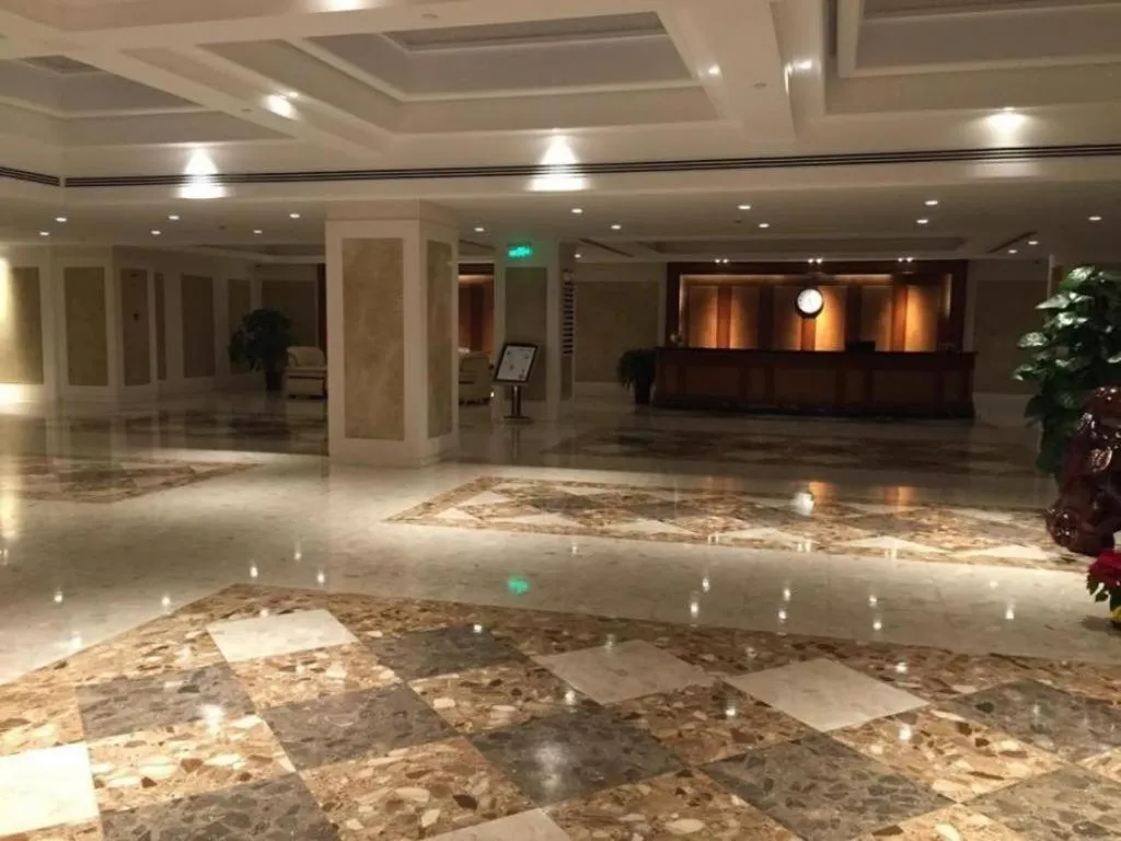 GreenTree Inn Suites HongQiao Airport Branch