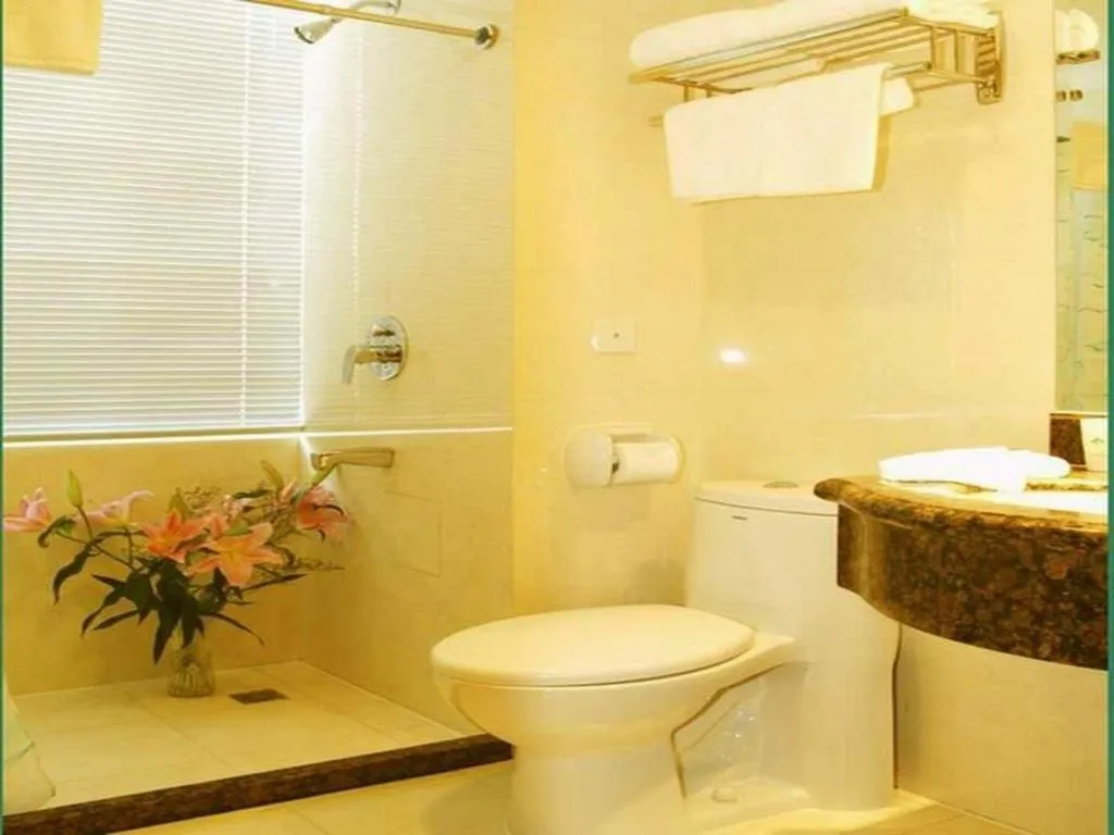 GreenTree Inn Suites HongQiao Airport Branch