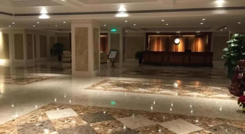 GreenTree Inn Suites HongQiao Airport Branch