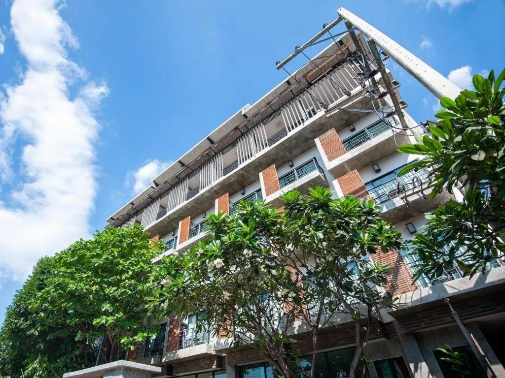 B2 Khamtieng Boutique & Budget Hotel