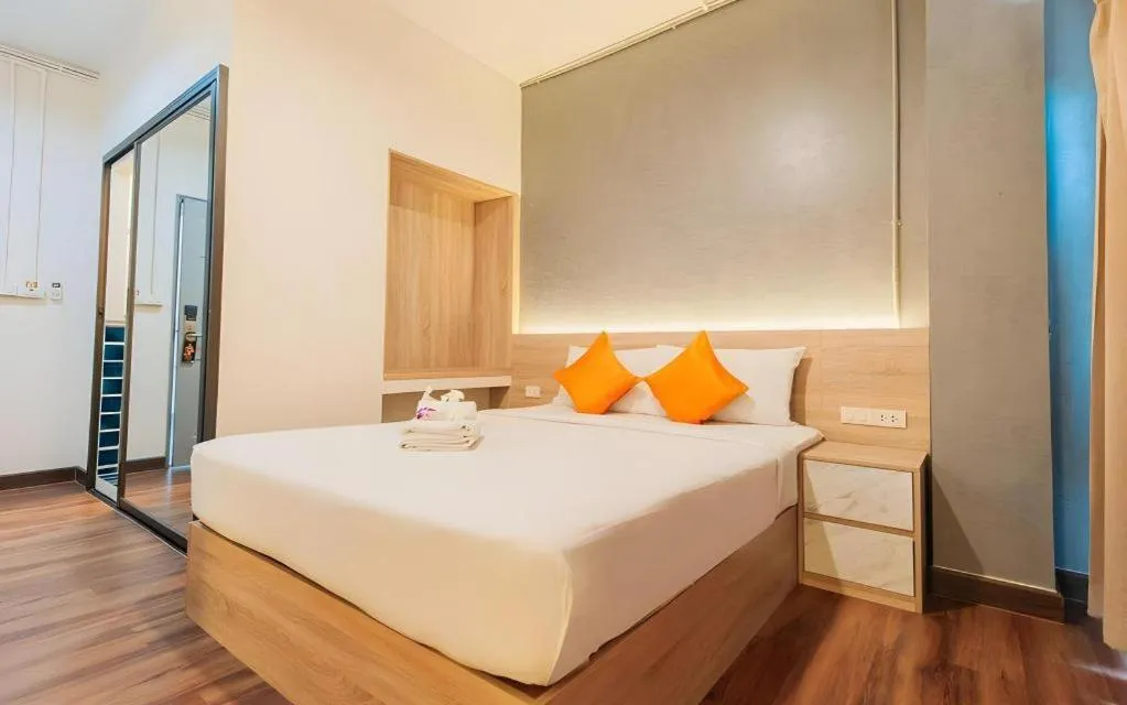 Bed in B2 Khamtieng Boutique & Budget Hotel