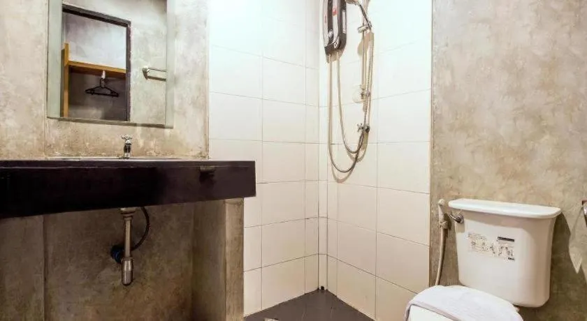 B2 Airport Boutique & Budget Hotel