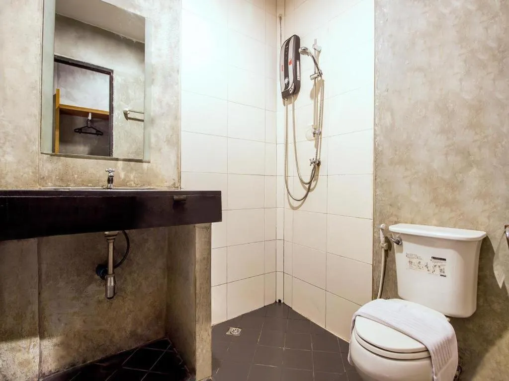 B2 Airport Boutique & Budget Hotel