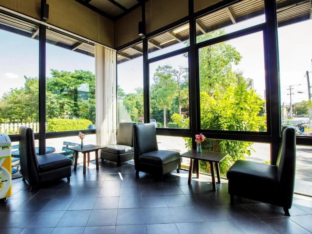 B2 Airport Boutique & Budget Hotel