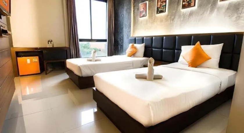 Bed in B2 Thippanate Boutique & Budget Hotel