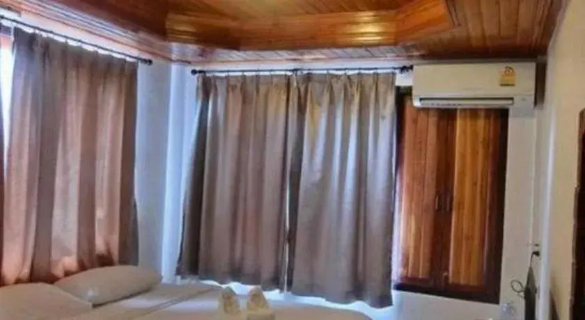 Bed in Srisawat Resort Bed in Srisawat Resort