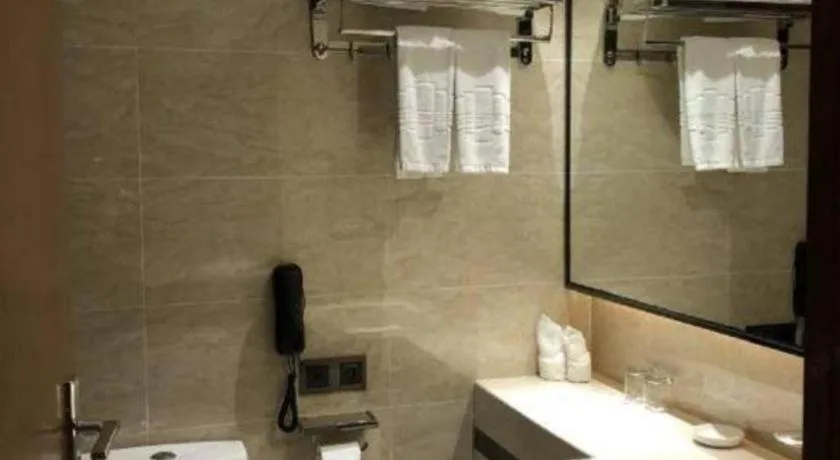 New Pearl River Hotel