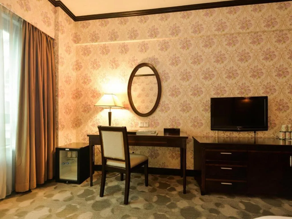 New Pearl River Hotel