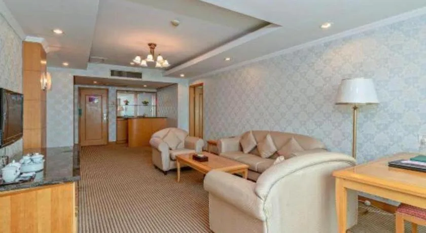 New Pearl River Hotel