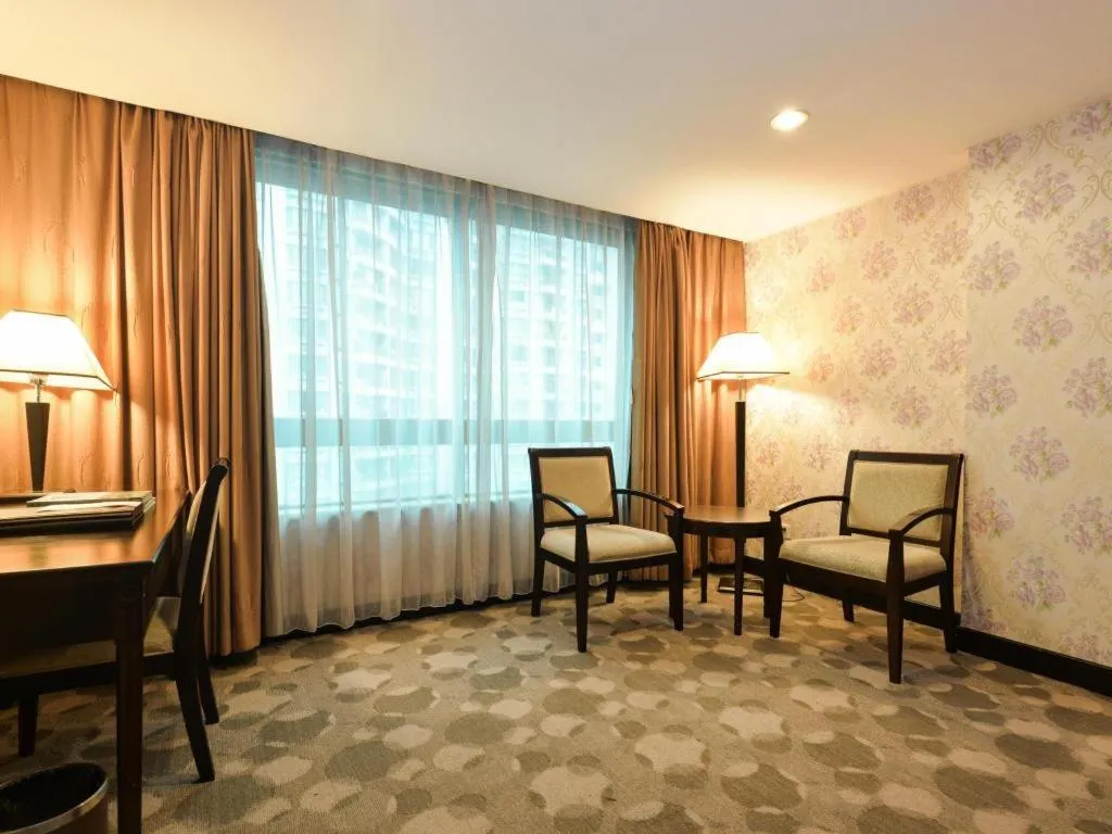 New Pearl River Hotel