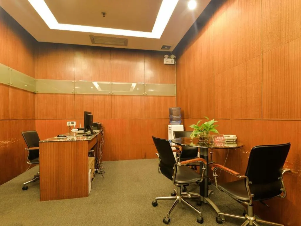 New Pearl River Hotel