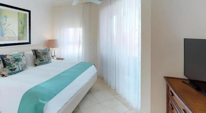 Bed in Seven Stars Resort & Spa