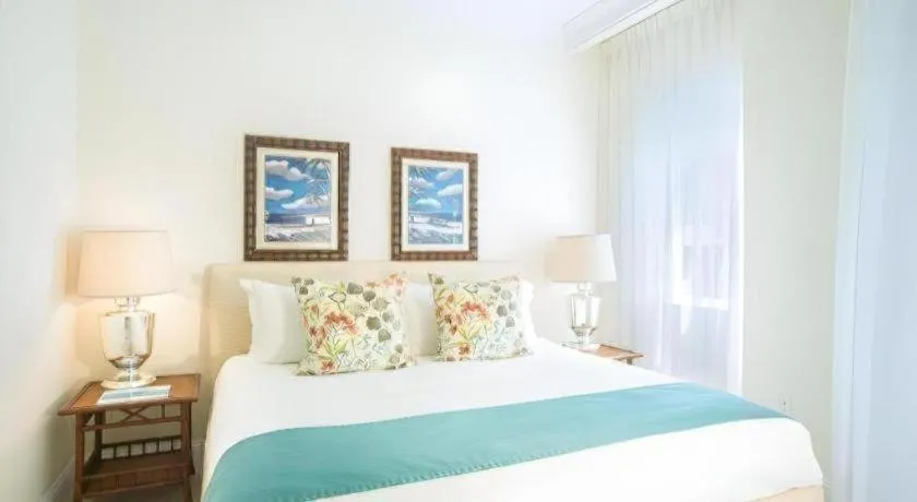 Bed in Seven Stars Resort & Spa