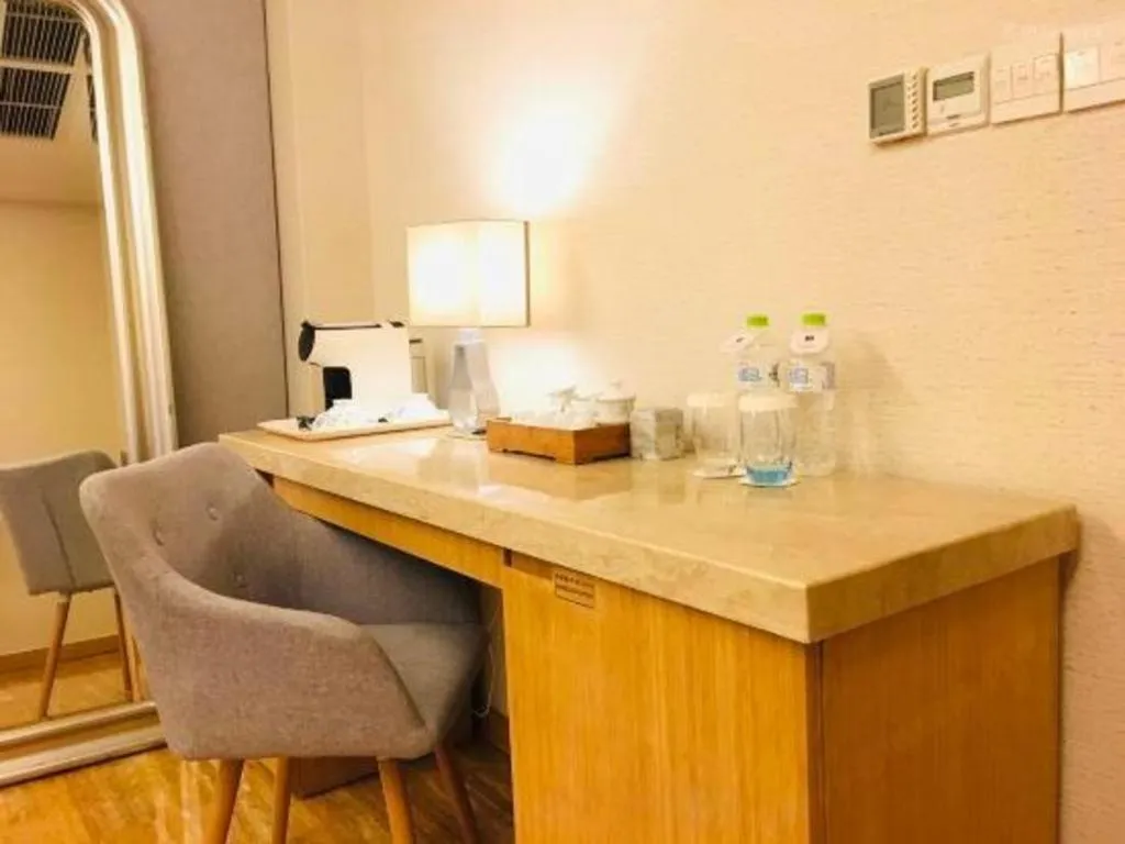 H-Hotel Riverside Chengdu