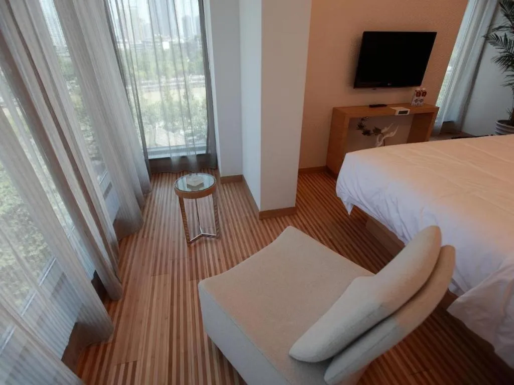 Bed in H-Hotel Riverside Chengdu