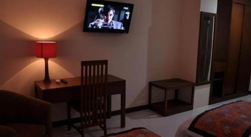 Dermaga Keluarga Hotel