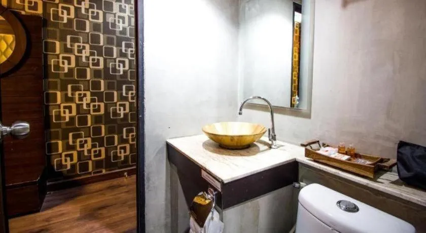 B2 Nimman Premier Hotel