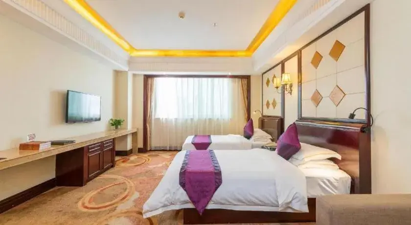 Bed in Sun City Hotel Haikou Bed in Sun City Hotel Haikou