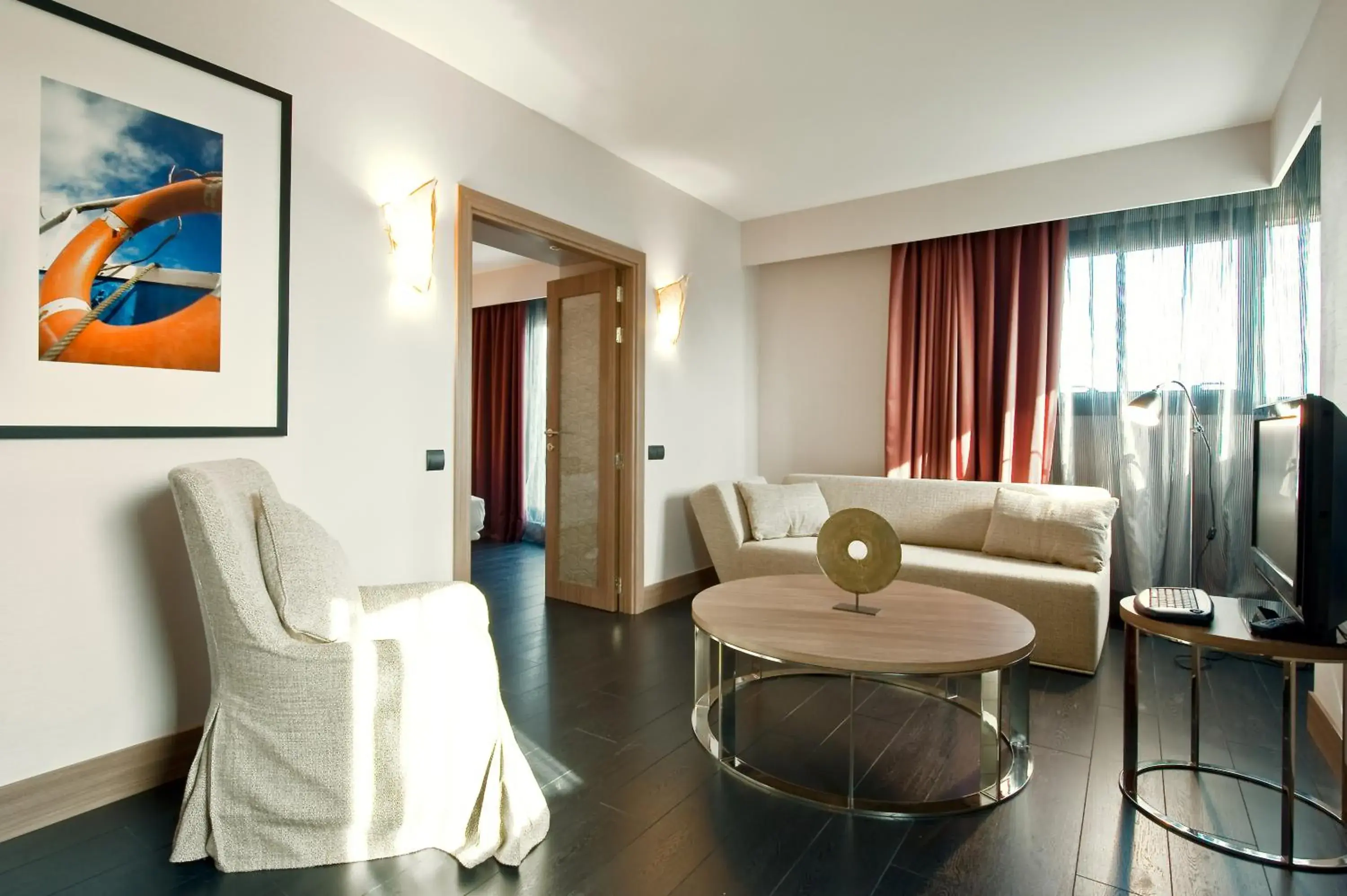 Living room in URH Hotel Spa Zen Balagares Living room in URH Hotel Spa Zen Balagares