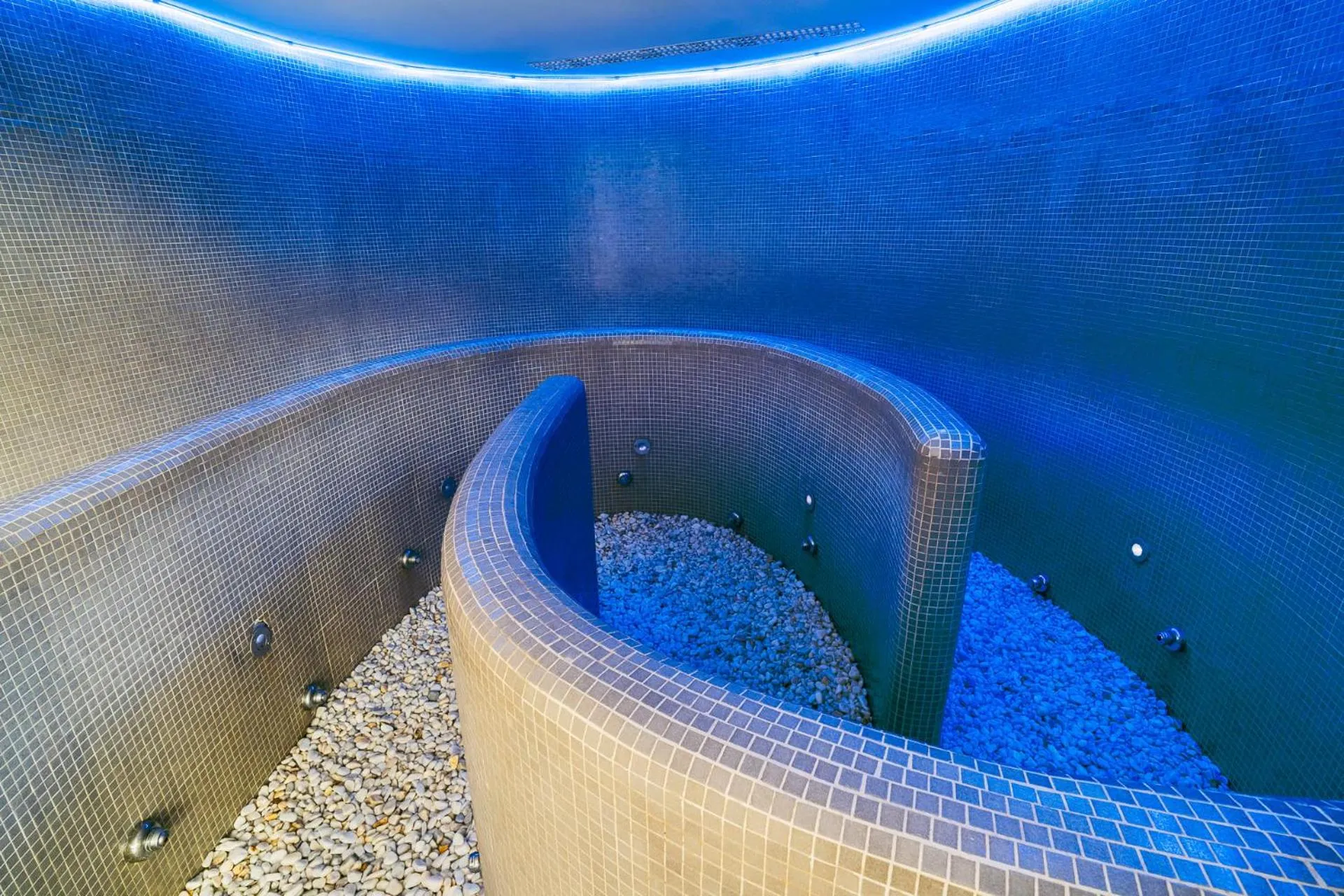 Spa and wellness centre/facilities in URH Hotel Spa Zen Balagares