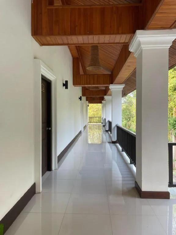 Nam Ou Riverside Resort